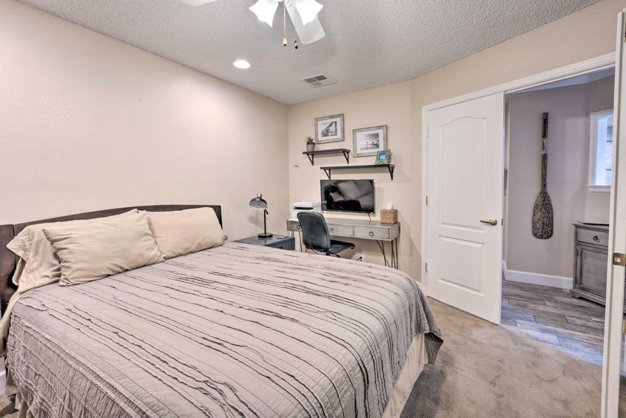 Lake Havasu Condo With Pool Access 1 Block To Beach Lake Havasu City Eksteriør billede