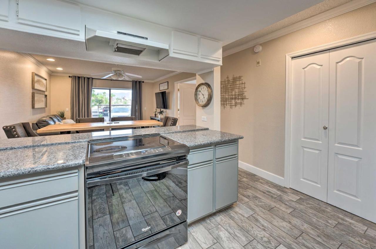 Lake Havasu Condo With Pool Access 1 Block To Beach Lake Havasu City Eksteriør billede