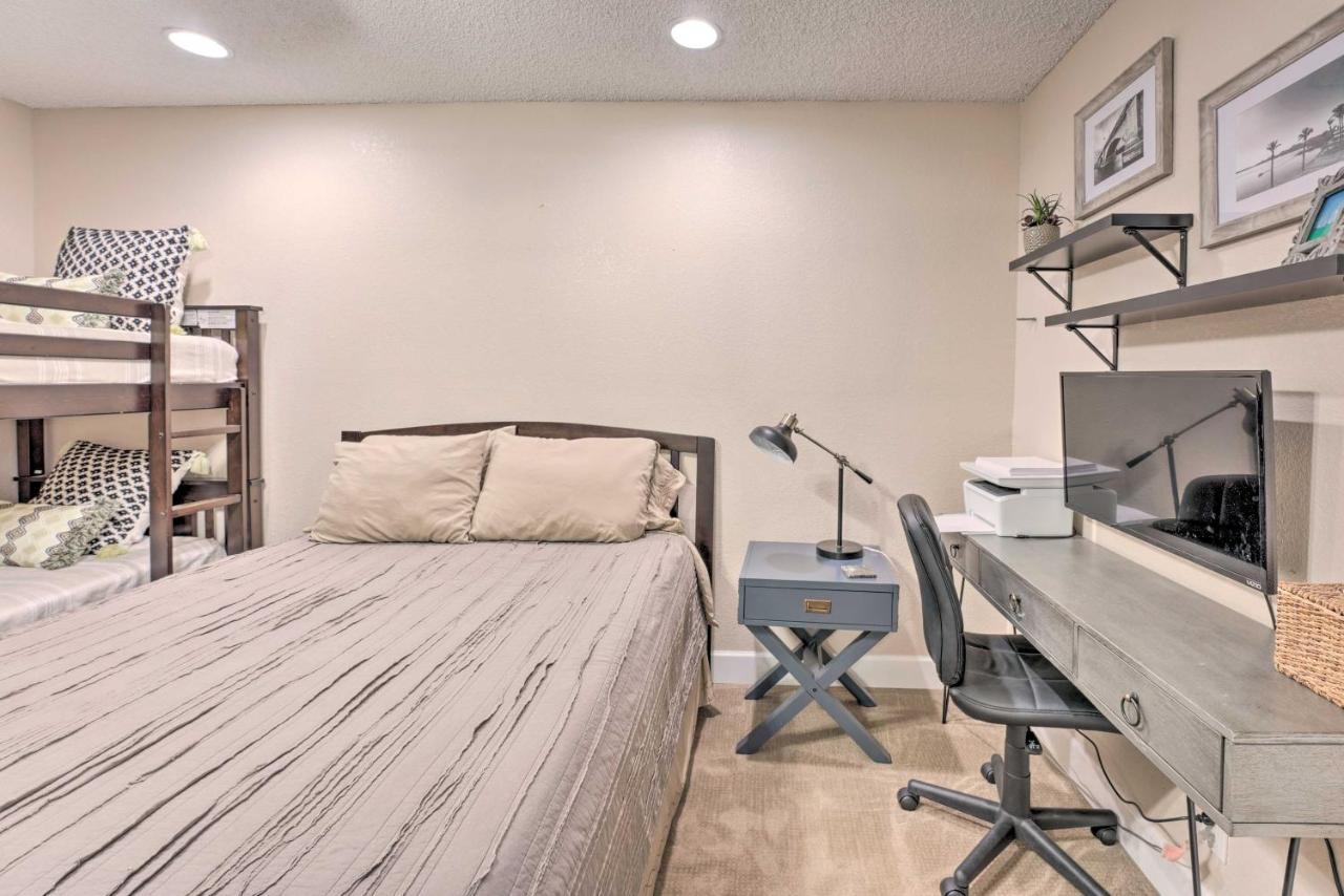 Lake Havasu Condo With Pool Access 1 Block To Beach Lake Havasu City Eksteriør billede